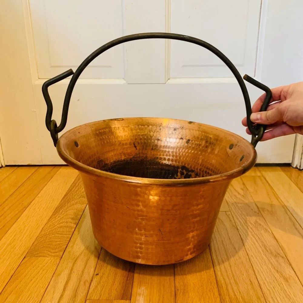 FINE Antique HAND MADE COPPER KETTLE Dovetailed Hammered - Picture 5 of 16